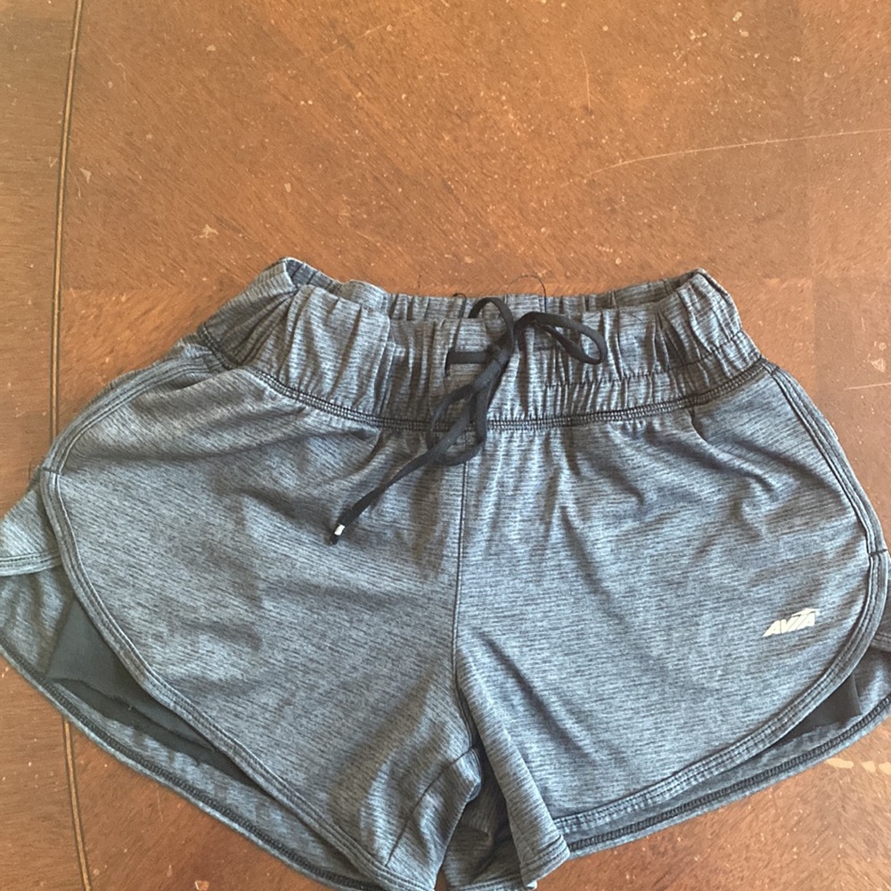 AVIA shorts